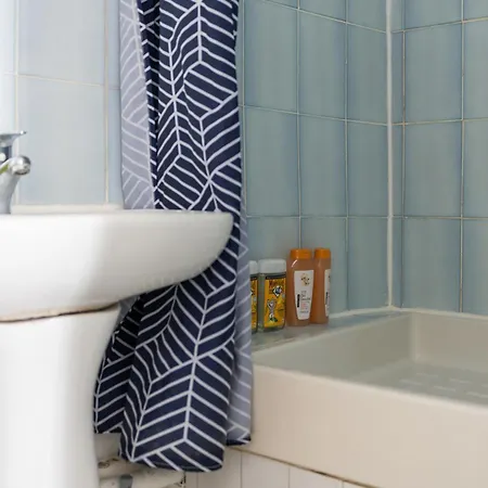 Bright And Cosy In Republique